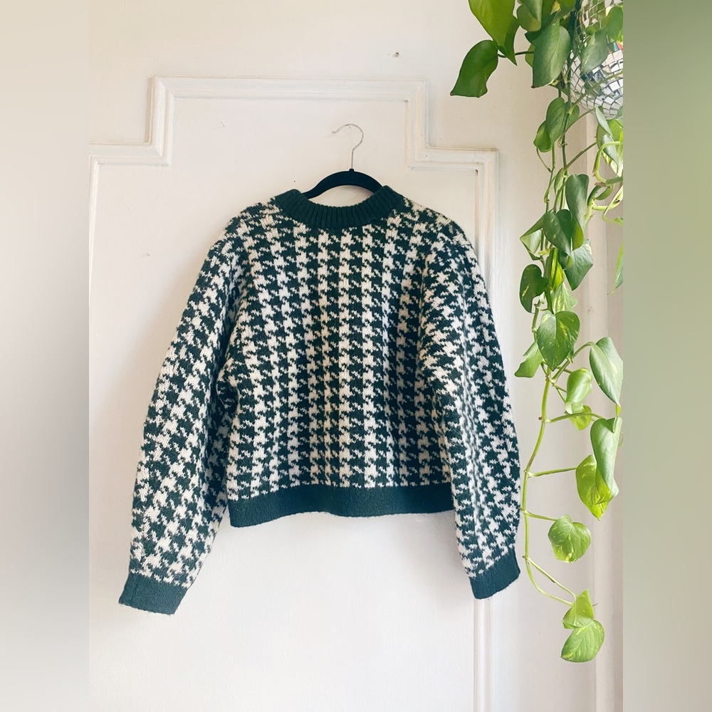 & other stories green and white houndstooth cropped fuzzy warm sweater Xs small - Picture 10 of 11